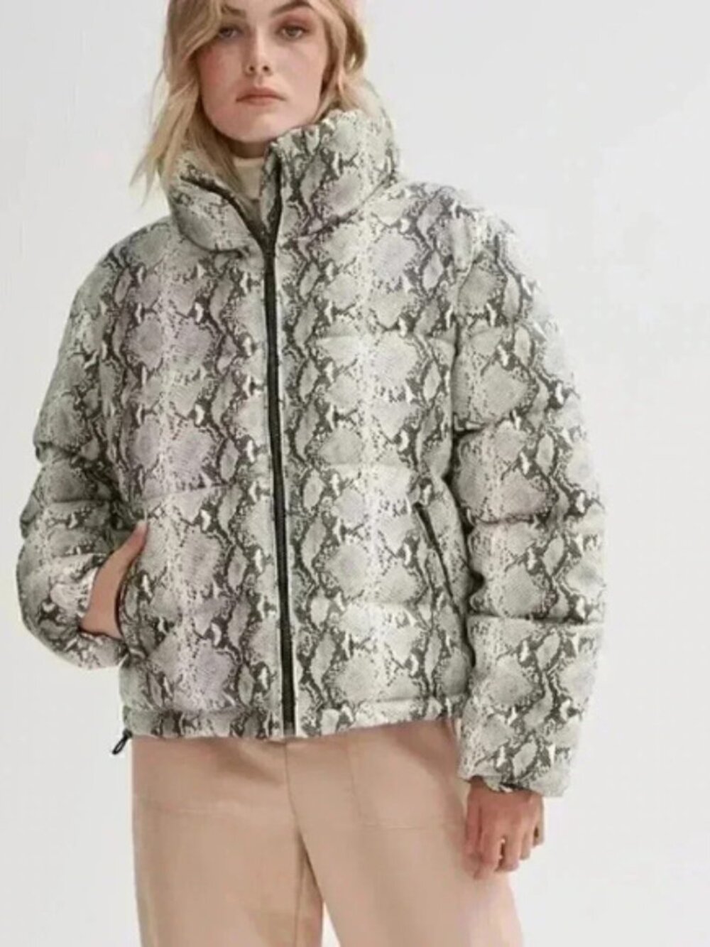 NOIZE Jozy Short Length White Python Vegan Leather Puffer Sz XL